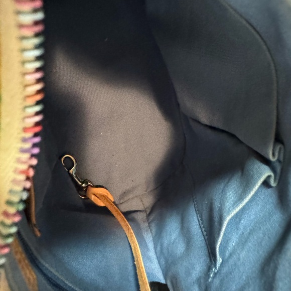 VTG SET DOONEY AND BOURKE multicolor monogram barrel and shoulder bags - Picture 4 of 7